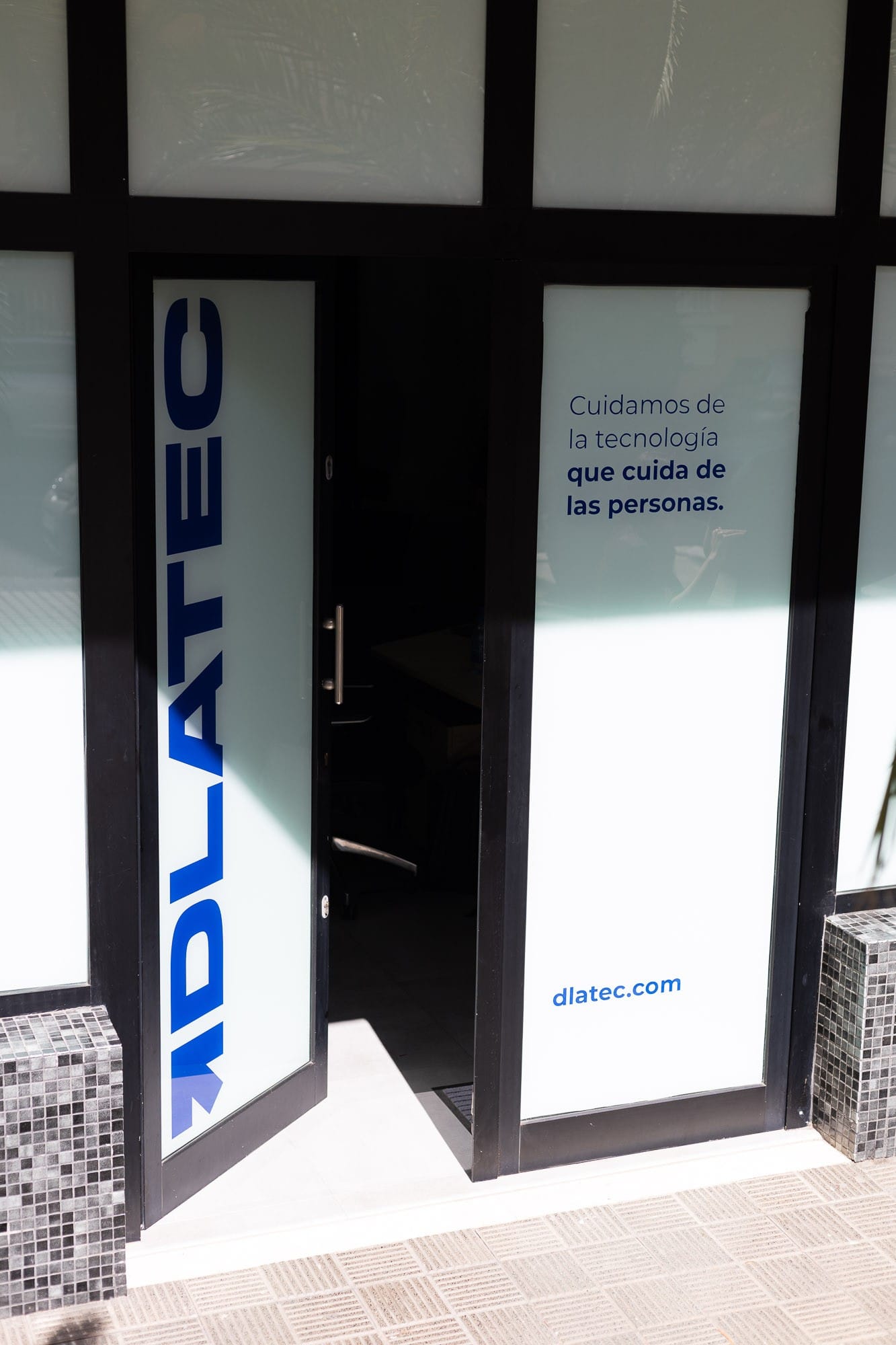 Fotos de DLATEC 1